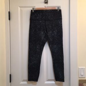 HR Lululemon mid calf leggings